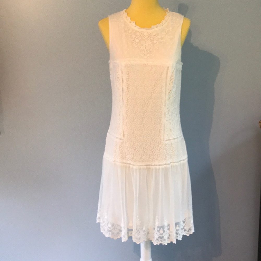 White lace dress